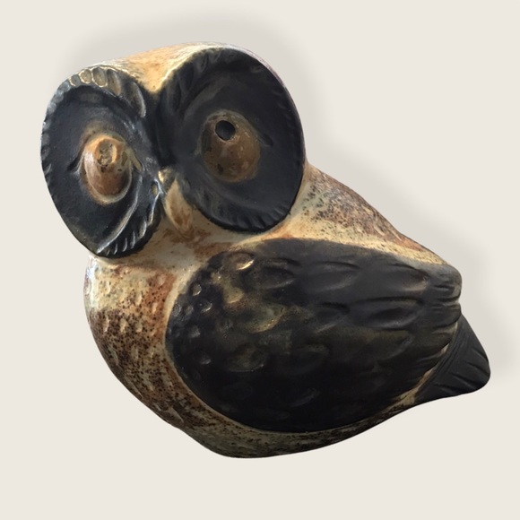 Vintage porcelain style owl signed 1970 - Picture 1 of 5
